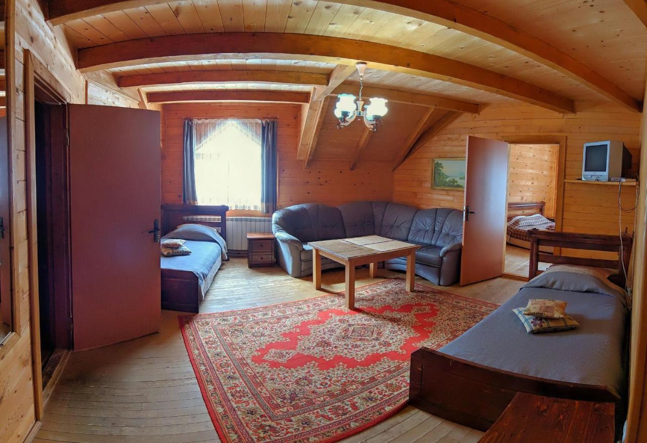12 Months Estate Casa de hóspedes Myslovka Quarto foto